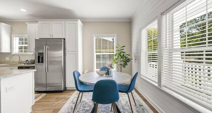 Stylish & Cozy New Bungalow - 10min to Midtown!
