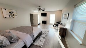 4 soverom, strykejern/-brett, wi-fi og sengetøy