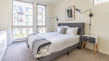 2 bedrooms, travel cot, free WiFi