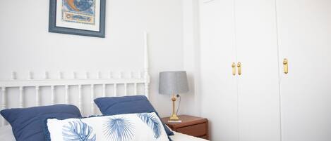 3 habitaciones, wifi gratis y ropa de cama