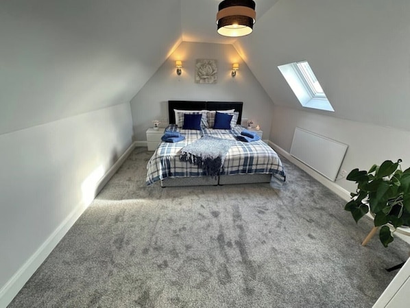 3 camere, ferro/asse da stiro, Wi-Fi gratuito, lenzuola