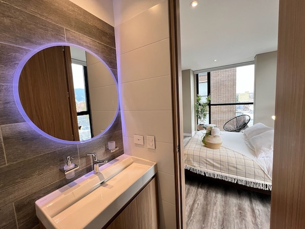 1 bedroom, iron/ironing board, bed sheets - Modern brand new apartment (Bogotá)