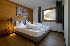 3 室のベッドルーム、WiFi (無料)