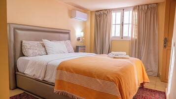 3 chambres, fer et planche Ă repasser, Wi-Fi, draps fournis