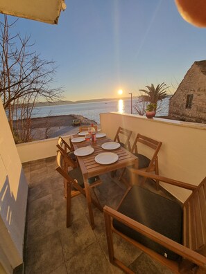 Căn hộ, 2 phòng ngủ, hút thuốc, hiên | Ban công