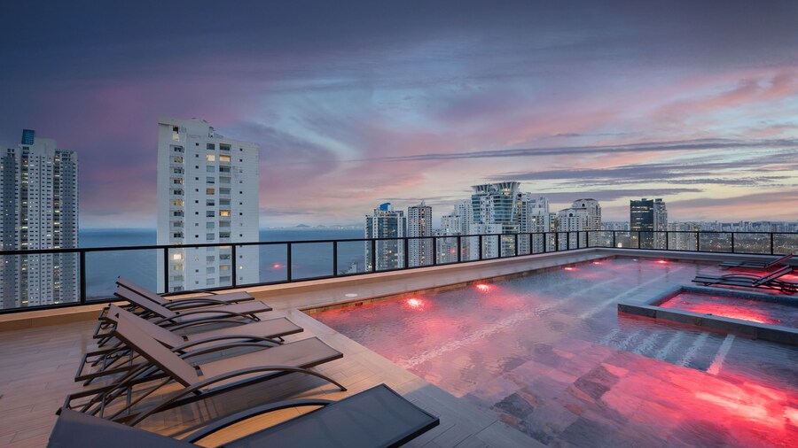 Arcadia Condo Suites