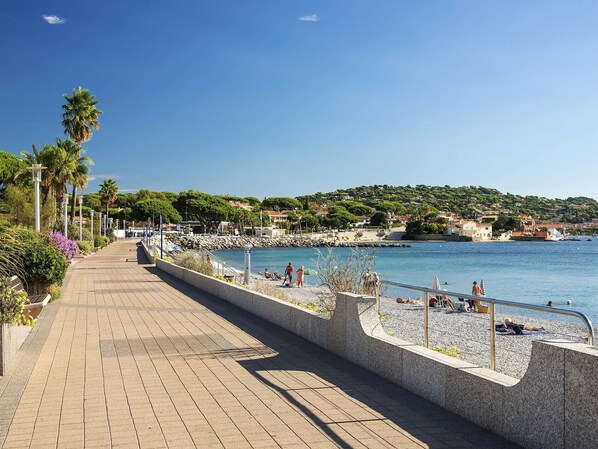 Beach nearby - Magnifique Appartement Neuf, 3 ch 6 p Centre Ville Avec Jardin Calme et Lumineux (Sainte-Maxime)