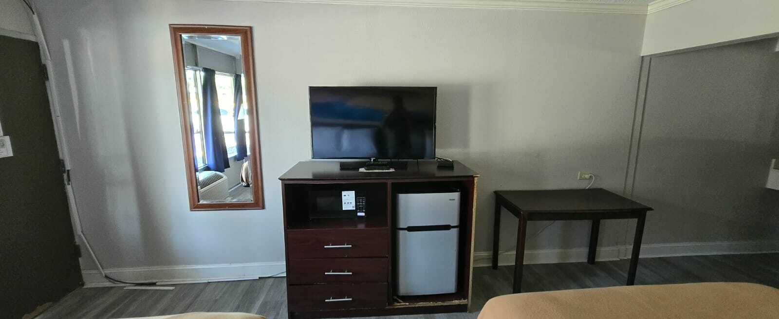 Desk, iron/ironing board, free WiFi, bed sheets