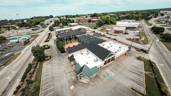 Riverside Inn & Suites by OYO Danville Ceaser Casino