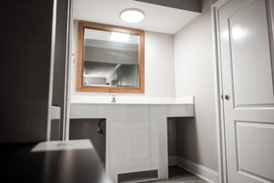 Free toiletries, hair dryer, towels