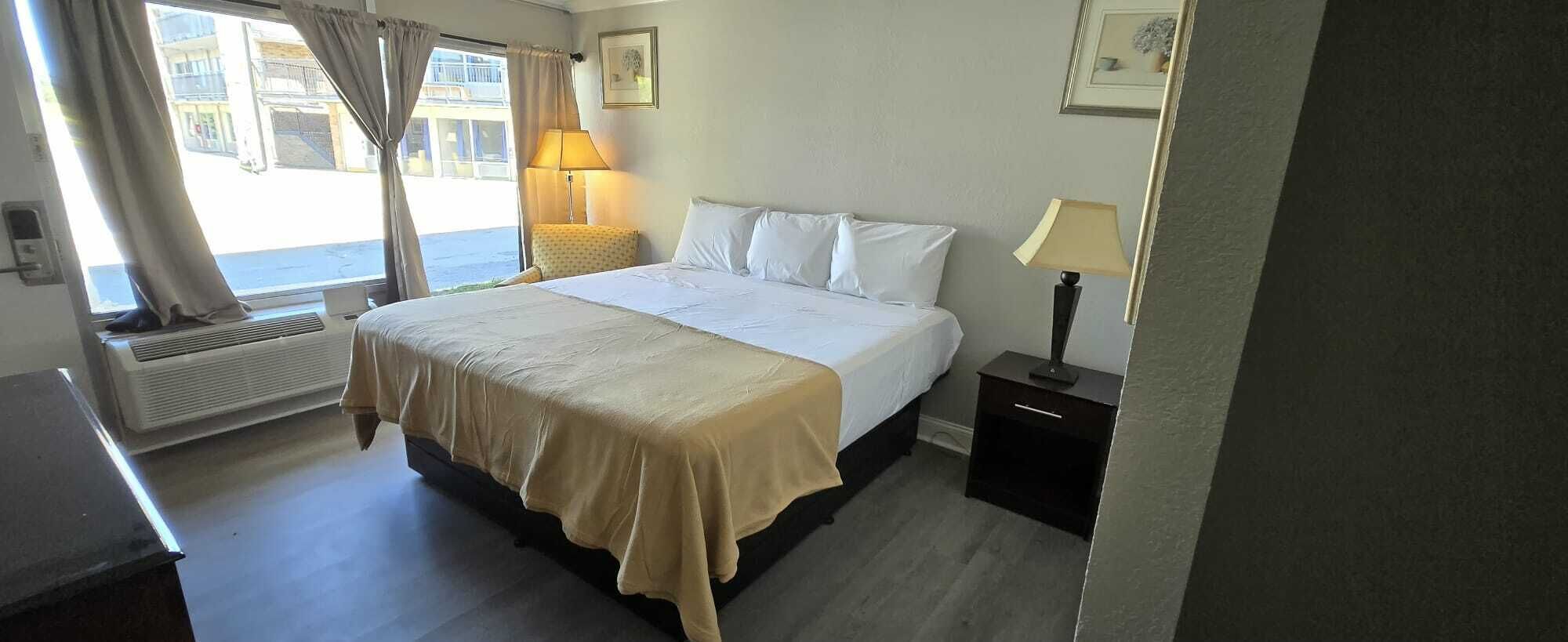 Desk, iron/ironing board, free WiFi, bed sheets