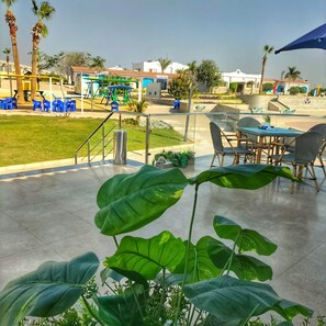 Terrace/patio - Grand Plaza Hotel (Kirdasah)