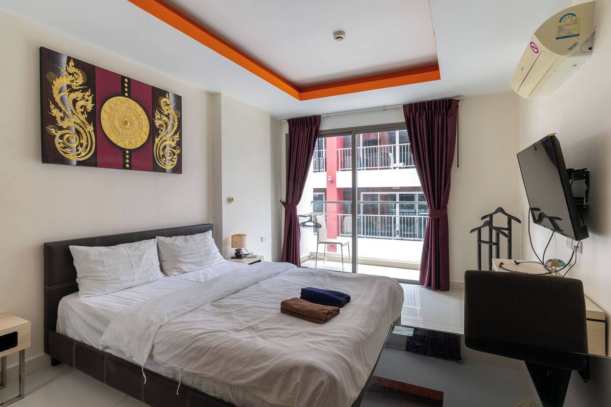 Standaard studio, 1 queensize bed | Een kluis op de kamer, verduisterende gordijnen, gratis wifi, beddengoed