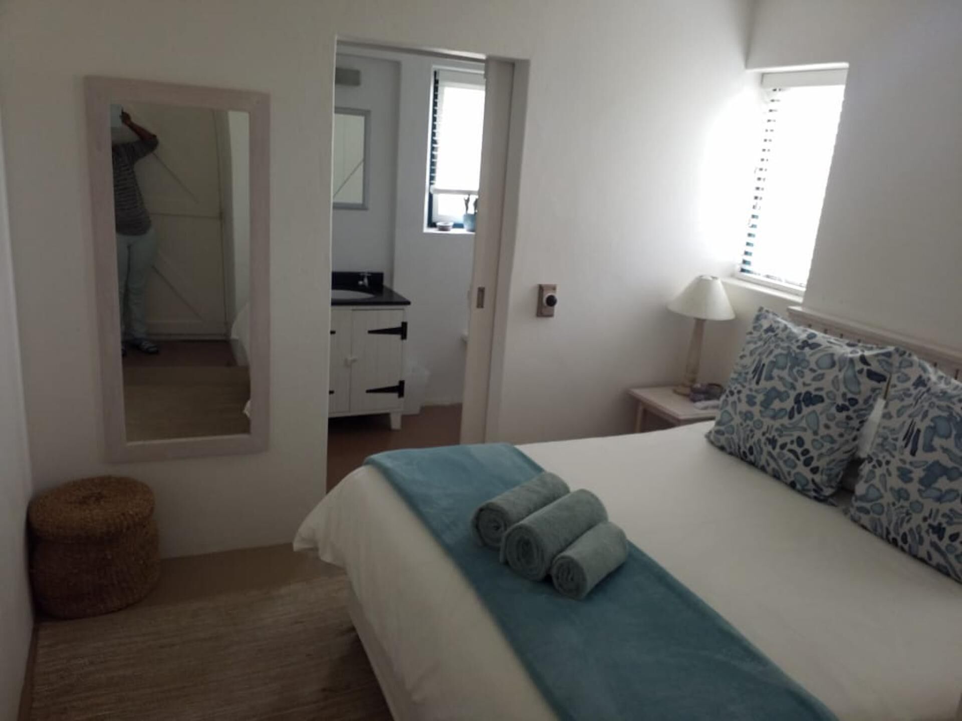 House | 5 bedrooms, iron/ironing board, free WiFi, bed sheets