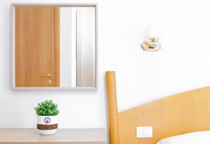 Rom – deluxe | Skrivebord og wi-fi (inkludert)