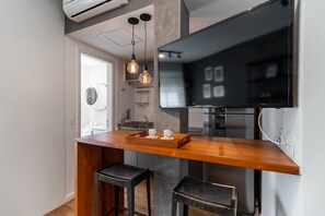 Fridge, microwave, coffee/tea maker, toaster