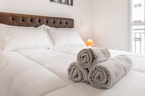 Free WiFi, bed sheets