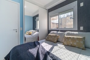 1 bedroom, iron/ironing board, free WiFi, bed sheets