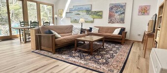 1 BR Home in Quiet Wooded Area in BH! [Art Studio]