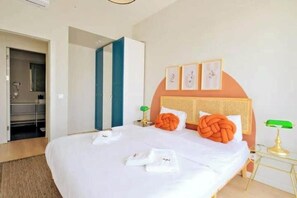 2 bedrooms, iron/ironing board, WiFi, bed sheets - 2 BR (Orion) (Istanbul)