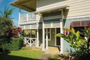 Exterior - Rainbow Shack :: Kauai (Princeville)