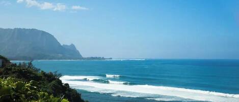 Espreguiçadeiras, toalhas de praia