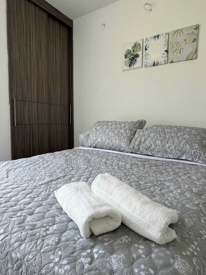 2 bedrooms, free WiFi, bed sheets