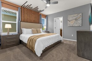 7 bedrooms, WiFi, bed sheets - Sleeps 20, Pool + Hot Tub, Resort, 15 min - Disney (Davenport)