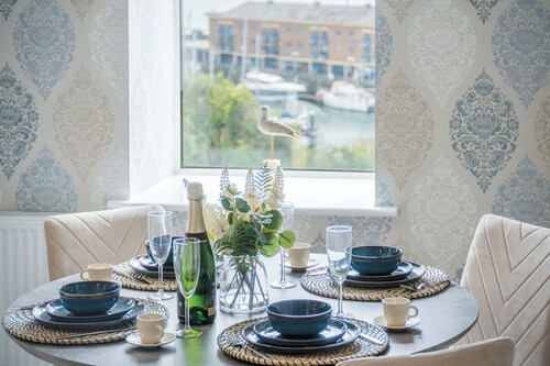 Harbour View - 2 Bedroom Apartment - Milford Haven
