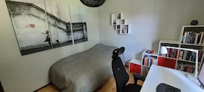 4 chambres, fer et planche à repasser, Wi-Fi, literie fournie
