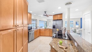 Unclassified image, 5 of 40, button - 451 Pepperwood Court (Marco Island)