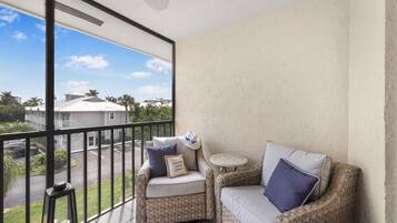 Condo, Multiple Beds (Central condo with pool and short wal) | Property grounds