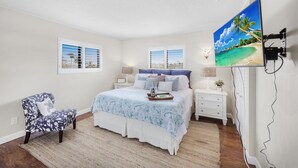 Condo, Multiple Beds (Central condo with pool and short wal) | 2 bedrooms - Central Condo With Pool and Short Walk to Restaurants (Marco Island)