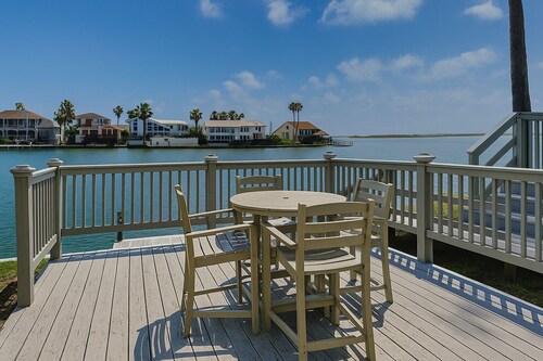 Coastal Cozy and a View by Silver Sands Vacation Rentals