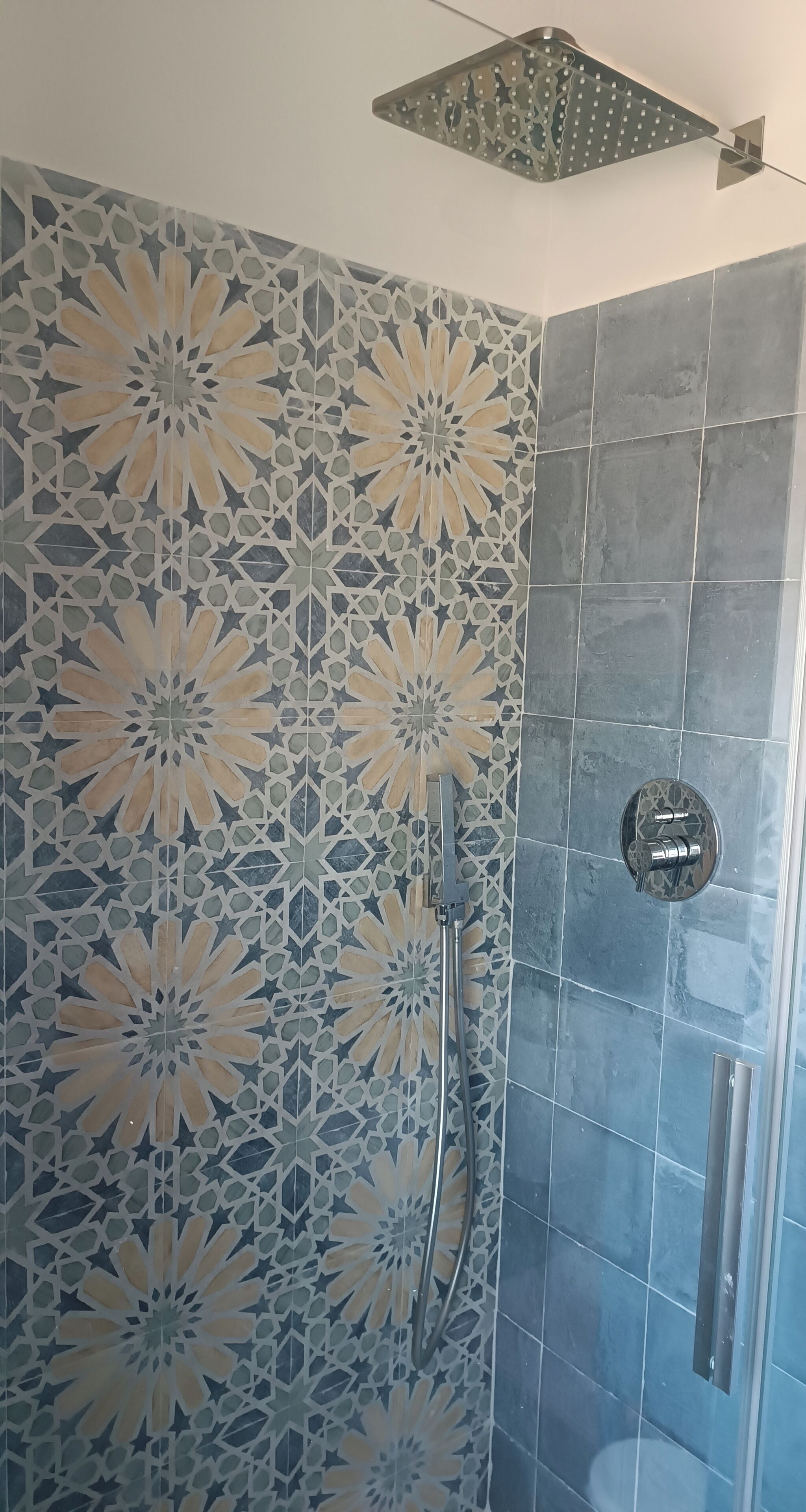 Shower, eco-friendly toiletries, hair dryer, bidet