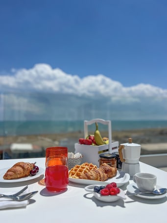 Desayuno buffet incluido todos los días