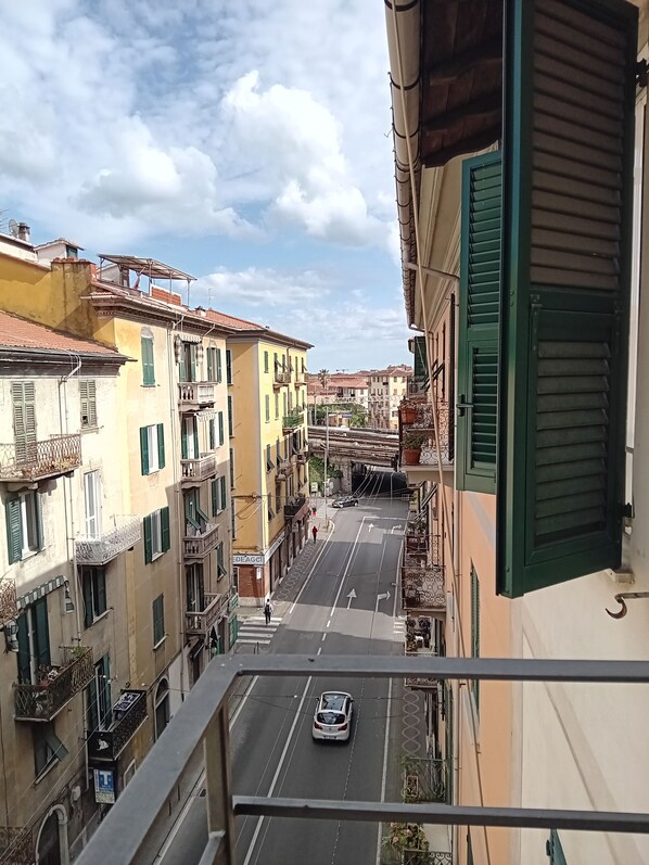 Property grounds - REIJEKA APARTMENT CITRA CODE 011015-LT-2766 (La Spezia)