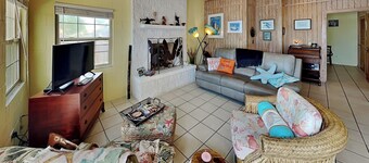 Island Cabana by Silver Sands Vacation Rentals