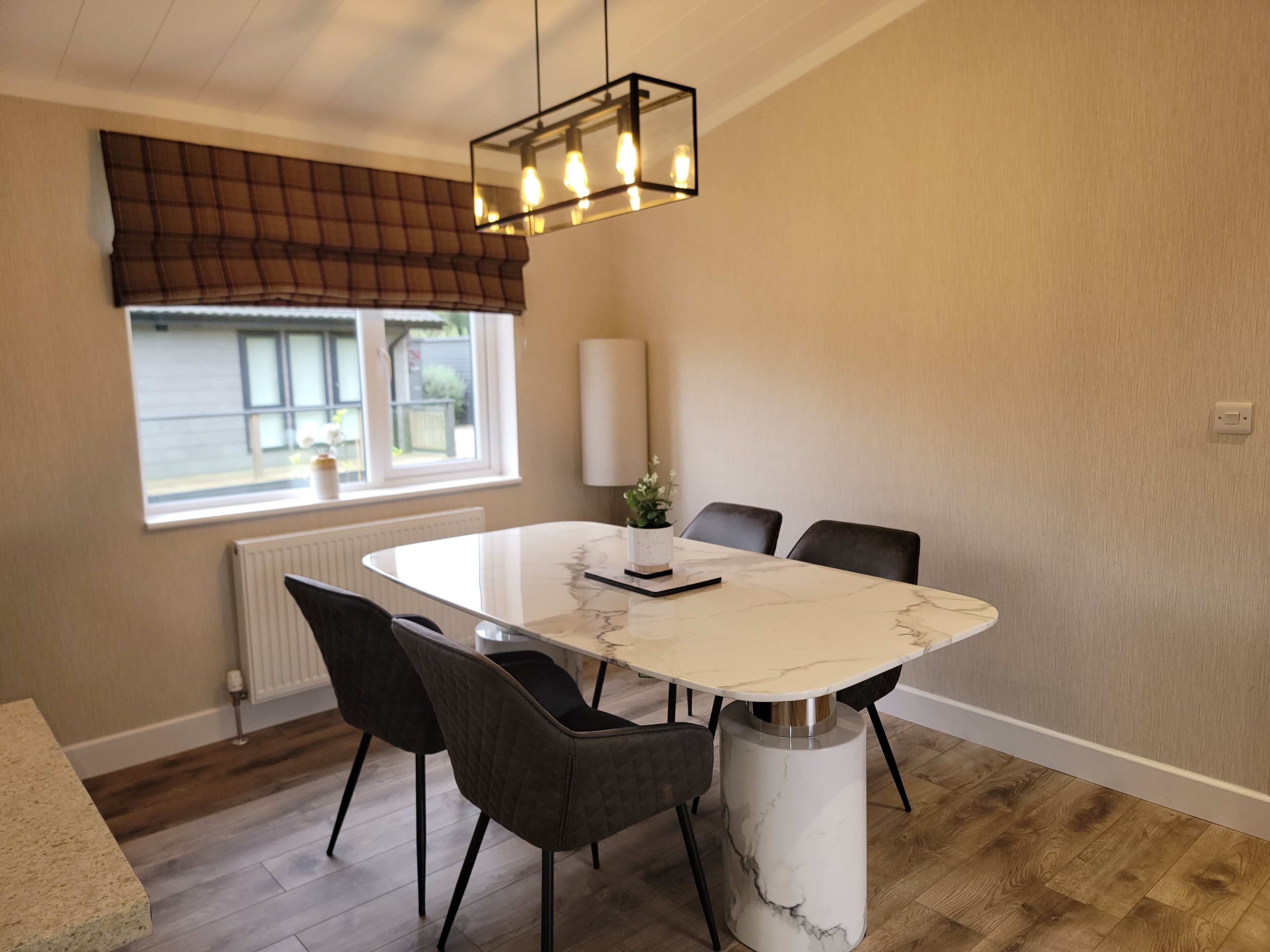 Kabin | Tempat makan