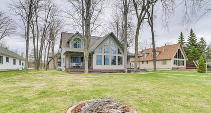 Family-Friendly Houghton Lake House: Steps to Lake
