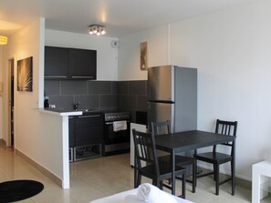 Dining - Cocoon of love at the gates of the City of Light (Aubervilliers)