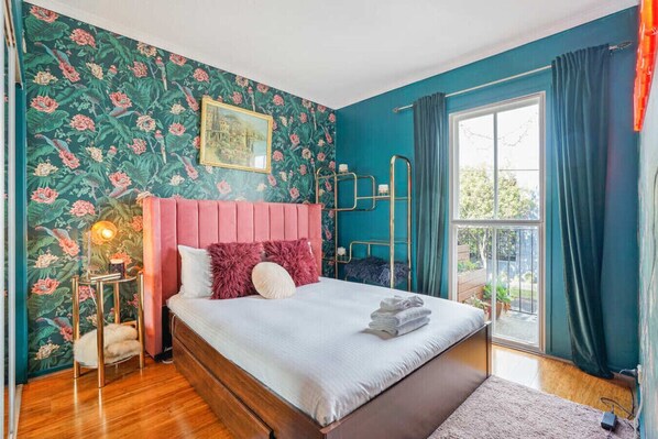 2 chambres, fer et planche à repasser, Wi-Fi, literie fournie