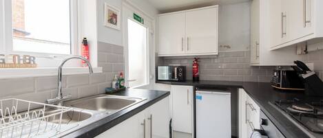 Micro-ondes, plaque de cuisson