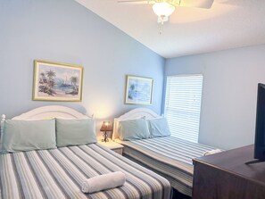 4 chambres, fer et planche Ă repasser, Wi-Fi, draps fournis