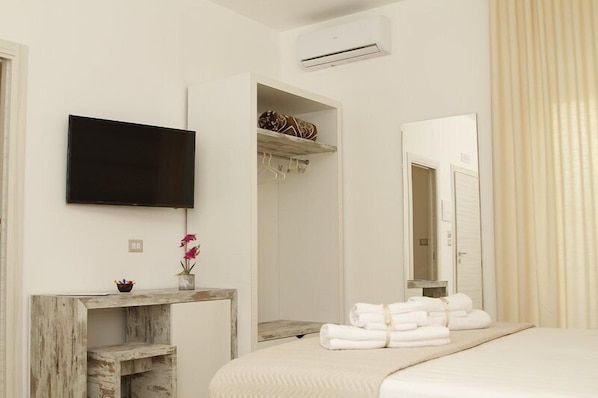 Luxury Quadruple Room - La trinacria (Syracuse)