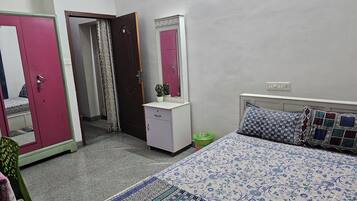 3 sovrum, strykjärn/strykbräda, gratis wi-fi och sängkläder