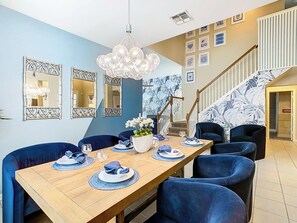 Dining - Amazing villa with pool and spa in Windsor Hills (Kissimmee)