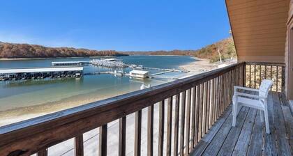Cozy 2 Bed 2 Story Chalet w/Scenic Views and Waterfront Access #23