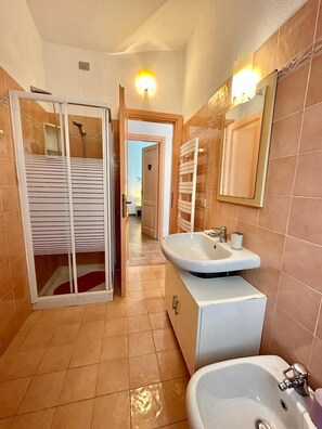 Bathroom - Residence Skipper (San Teodoro)