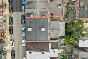 Exterior - Gorgeous Row house steps away from Butler Street! (Pittsburgh)